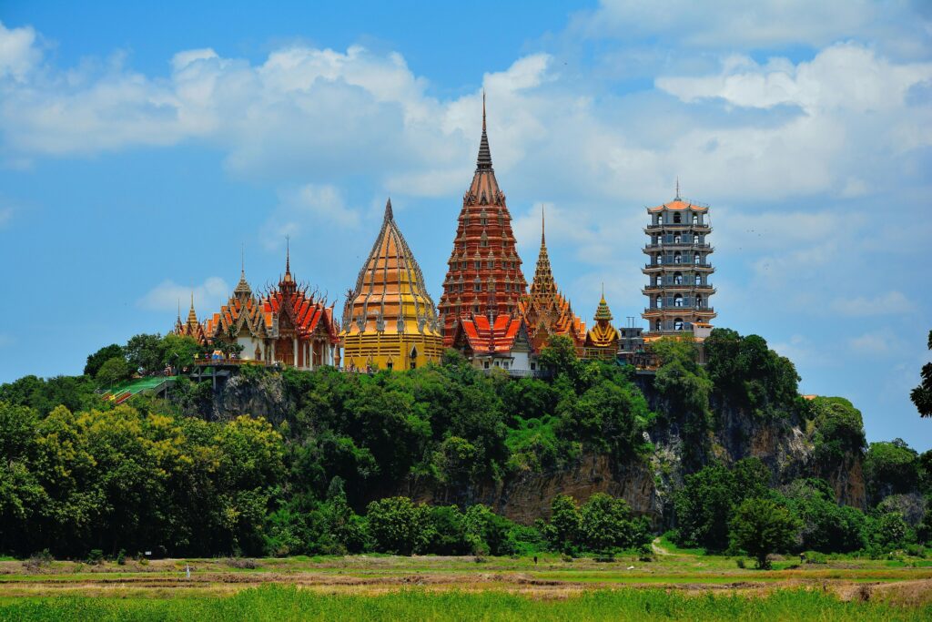 Essential customs rules and restrictions for entering Thailand