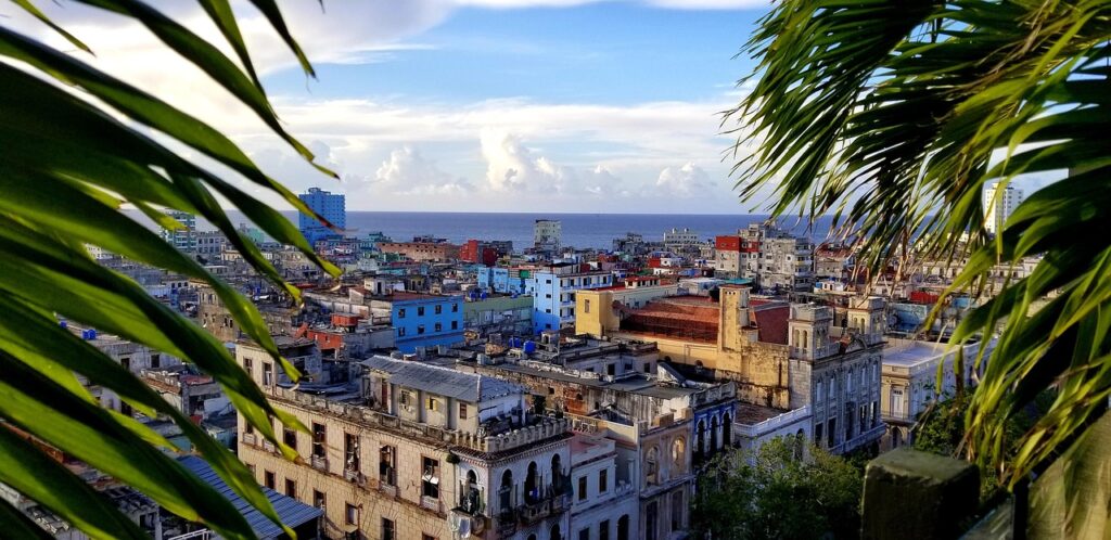 Essential customs rules and restrictions for entering Cuba